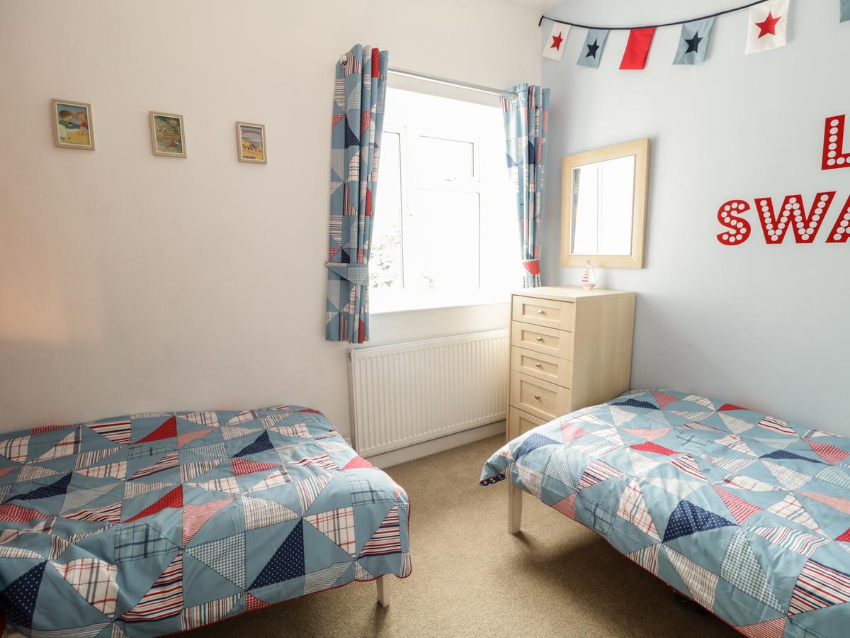 Swanage Bay Apartment ภายนอก รูปภาพ